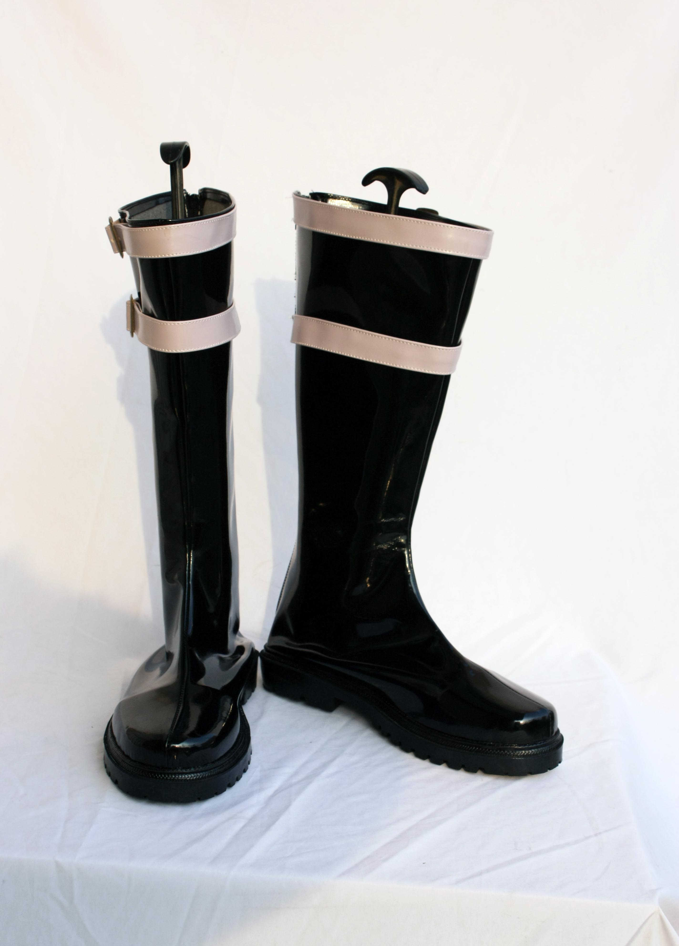 One Piece Dracule Mihawk Cosplay Boots 01