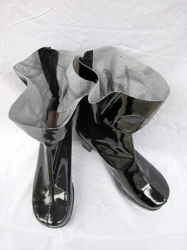 To Love Golden Darkness Cosplay Shoes - Click Image to Close